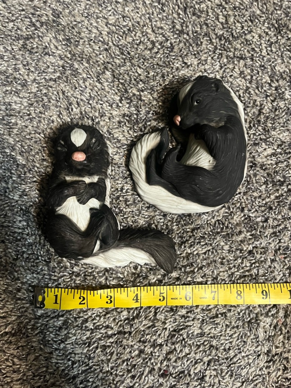 The Snuggle Babies Sculpture Collection skunks pair valentine baby kits cute fur